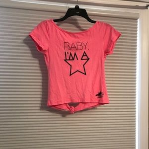 Dancewear t-shirt open back baby I’m a star